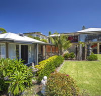 Studio Cabana on Golf in Mollymook - Accommodation Search