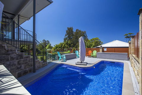 Studio Cabana On Golf In Mollymook - Accommodation Search 1