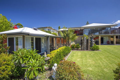Studio Cabana On Golf In Mollymook - Accommodation Search 0