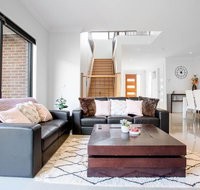 Stunning 3Beds near Knox Shopping Centro@Wantirna - Accommodation Search