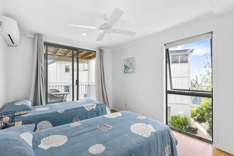 Stunning Beach Front Villa At Castaway Cove - Accommodation Search 3