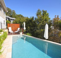 STUNNING HOME WITH SPECTACULAR VIEWS AND CLOSE TO THE BEACH - Accommodation Search