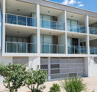 Stunning surfside apartment - Boyd St Woorim - Accommodation Search