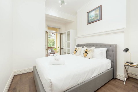 STUNNING SYDNEY HOME 11 - Accommodation Search 1