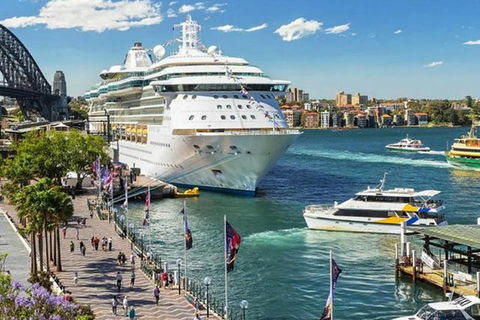 STUNNING SYDNEY HOME 6 - Accommodation Search 3