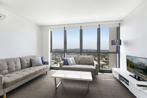 Stunning Views On The 41st Floor - Accommodation Search 0