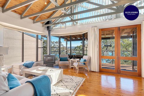 STUNNING WATERFRONT ESCAPE AT DALEYS POINT - Accommodation Search 0