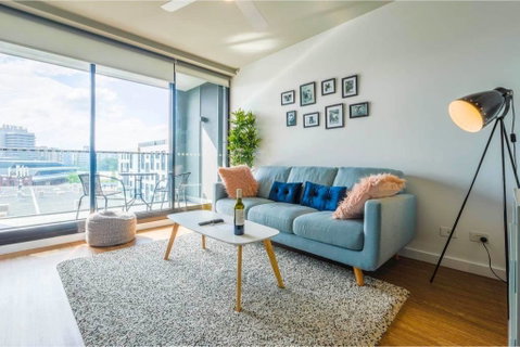 Stylish 2-bedroom Apartment In Fortitude Valley - Accommodation Search 0