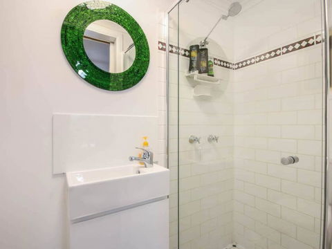 Stylish 3 Bedroom Family Home In Leafy Paddington - Accommodation Search 1