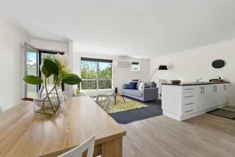 Stylish And Spacious Launceston Villa + Free Wifi - Accommodation Search 0