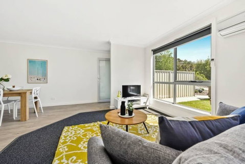 Stylish And Spacious Launceston Villa + Free Wifi - Accommodation Search 2