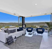Stylish Penthouse with Views  Jacuzzi - Accommodation Search