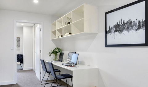 Stylish Townhouse - Accommodation Search 2