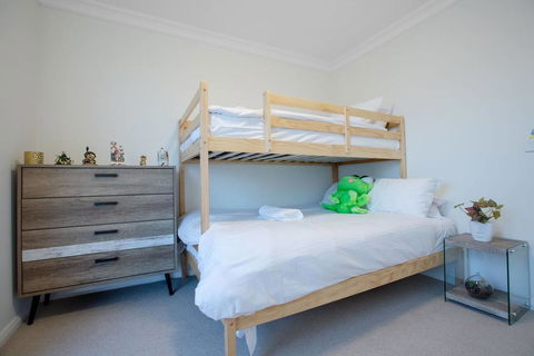 StylishTownhouse@Narre Warren/TrainStation/SC - Accommodation Search 0