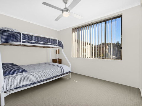 Sundowner Apartment 10 - Accommodation Search 3