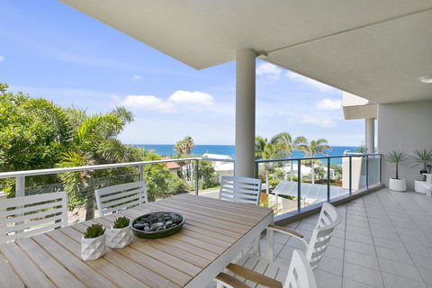Sunny And Spacious Sunshine Beach - Accommodation Search 3
