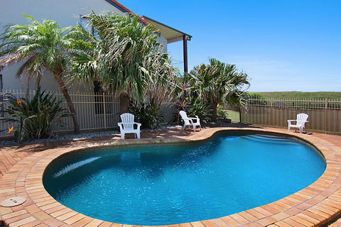 Sunrise Reef Unit 4 - Lennox Head - Accommodation Search 1