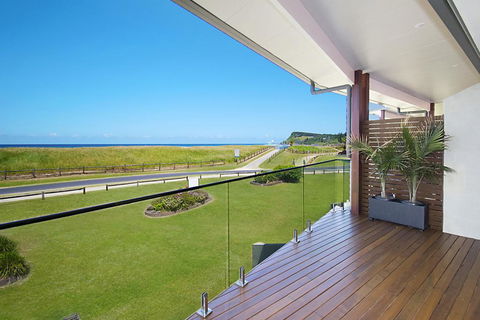 Sunrise Reef Unit 4 - Lennox Head - Accommodation Search 0