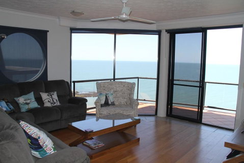 Sunset Sails Redcliffe - Accommodation Search 3