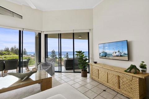 Sunshine Beach Penthouse With Beach Views - Unit 9/21 Park Crescent, Sunshine Beach - Accommodation Search 3
