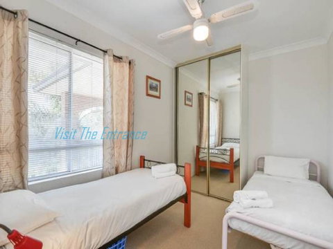 Surf Side Palms 12 - Accommodation Search 1