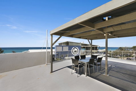 Surfcomber On The Beach - Accommodation Search 1