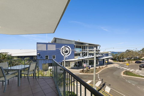 Surfcomber On The Beach - Accommodation Search 3