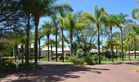 Swan Valley Oasis Resort - Accommodation Search 0