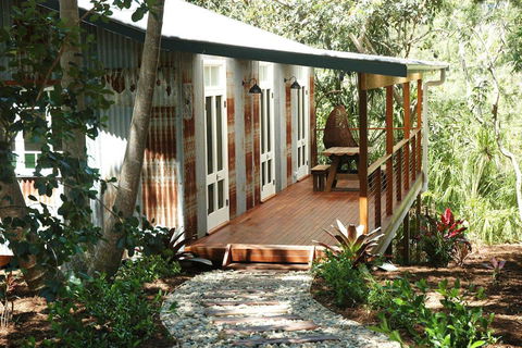 Sweet Love - Byron Bay Hinterland - Accommodation Search 0