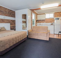 Tally Ho Motor Inn - Accommodation Search