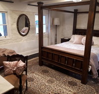 Tanilba House - Accommodation Search