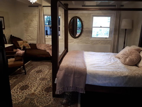 Tanilba House - Accommodation Search 1