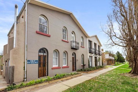 TARALGA TERRACES - Accommodation Search 0