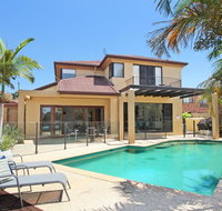 Tarcoola 41 - 5 BDRM Canal Home with Pool - Accommodation Search