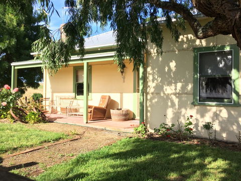 Tarndwarncoort - Farmer's Cottage - Accommodation Search 0