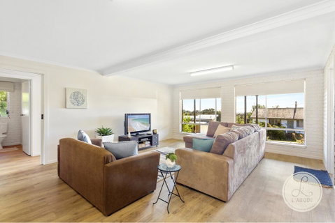 TASSIE SEASIDE SERENITY - L'Abode Accommodation - Accommodation Search 1