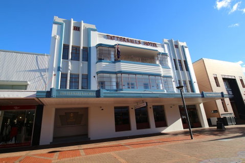 Tattersalls Hotel - Accommodation Search 0