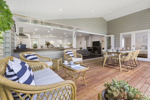 THALASSA HOUSE COASTAL RETREAT DROMANA - Accommodation Search 1