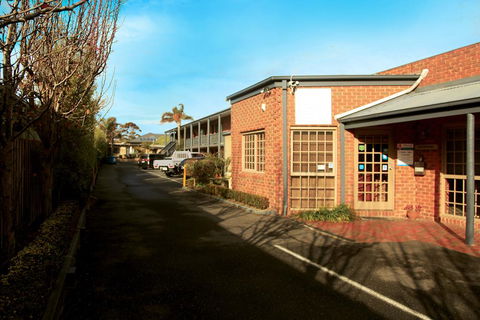 The Admiral Motor Inn - Accommodation Search 3