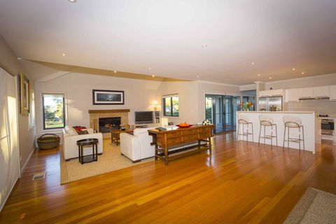 The Arthouse - Accommodation Search 1