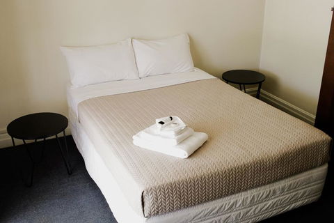 The Australian Hotel Motel - Accommodation Search 2