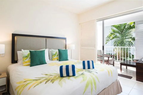 The Beach Club  -  Luxury Private Apartments - Accommodation Search 1