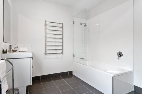 Freycinet Haven - Accommodation Search 18