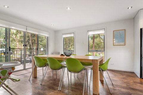 Freycinet Haven - Accommodation Search 9