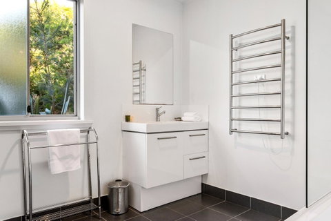 Freycinet Haven - Accommodation Search 17