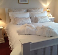 Ellie's Cottages - Accommodation Search