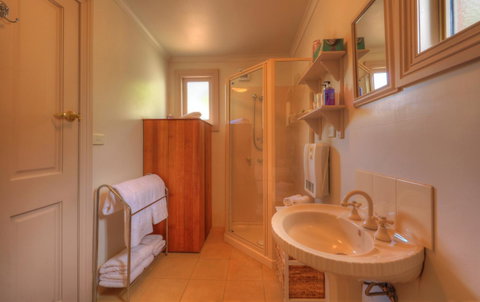 Ellie\'s Cottages - Accommodation Search 17