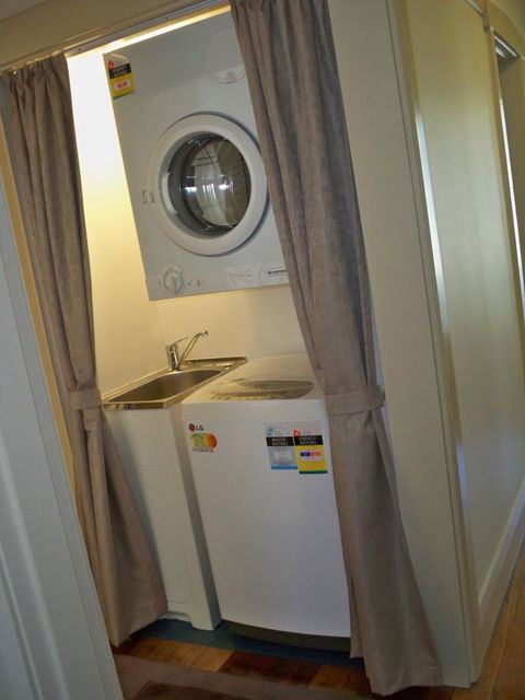Moonah Central Apartments - Accommodation Search 36