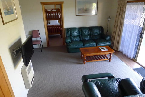 Willaway Motel Apartments - Accommodation Search 5
