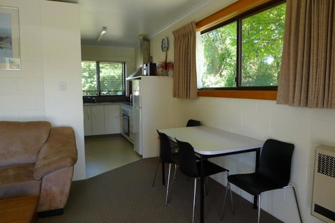 Willaway Motel Apartments - Accommodation Search 15